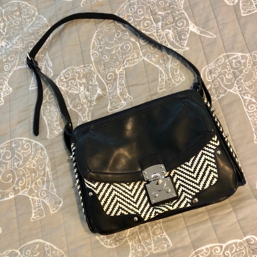 London fog purse